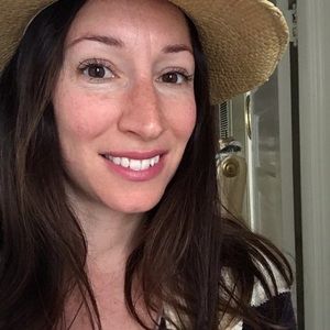 Meet your Posher, Lia